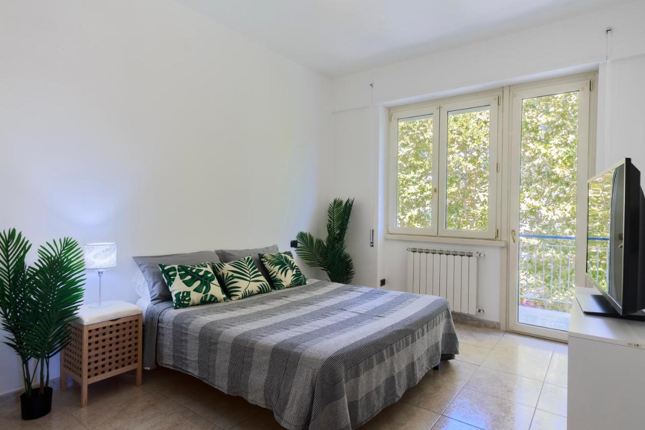 Ostia Holiday Tartane Ngoại thất bức ảnh